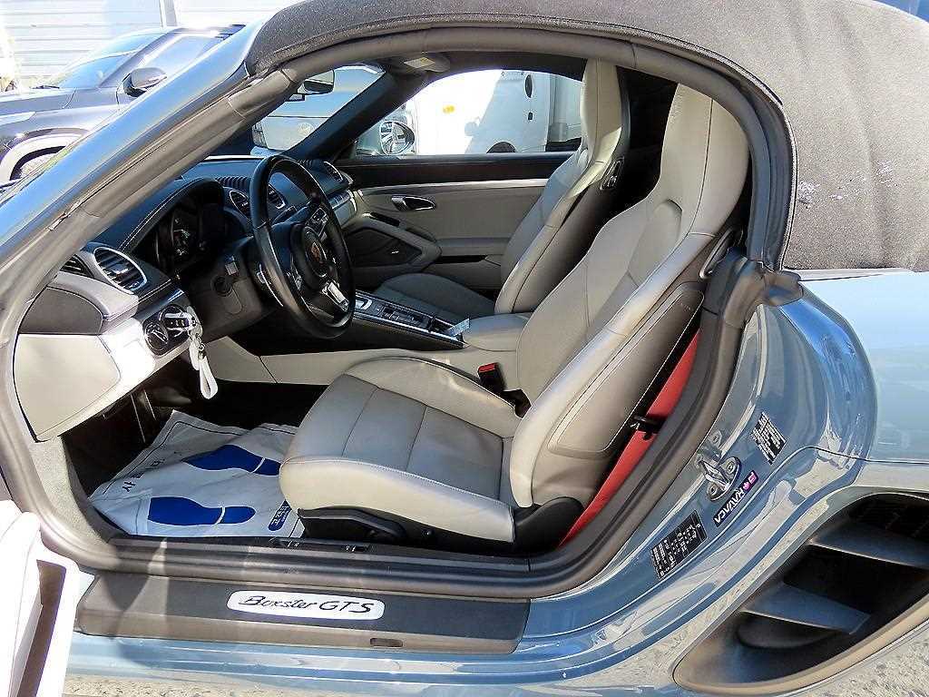 Porsche 718 - Vista 9