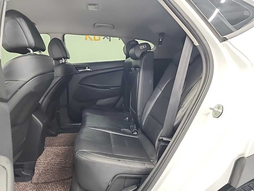 HYUNDAI Tucson - Vista 12