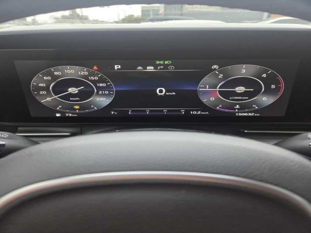 KIA Carnival - Vista 7