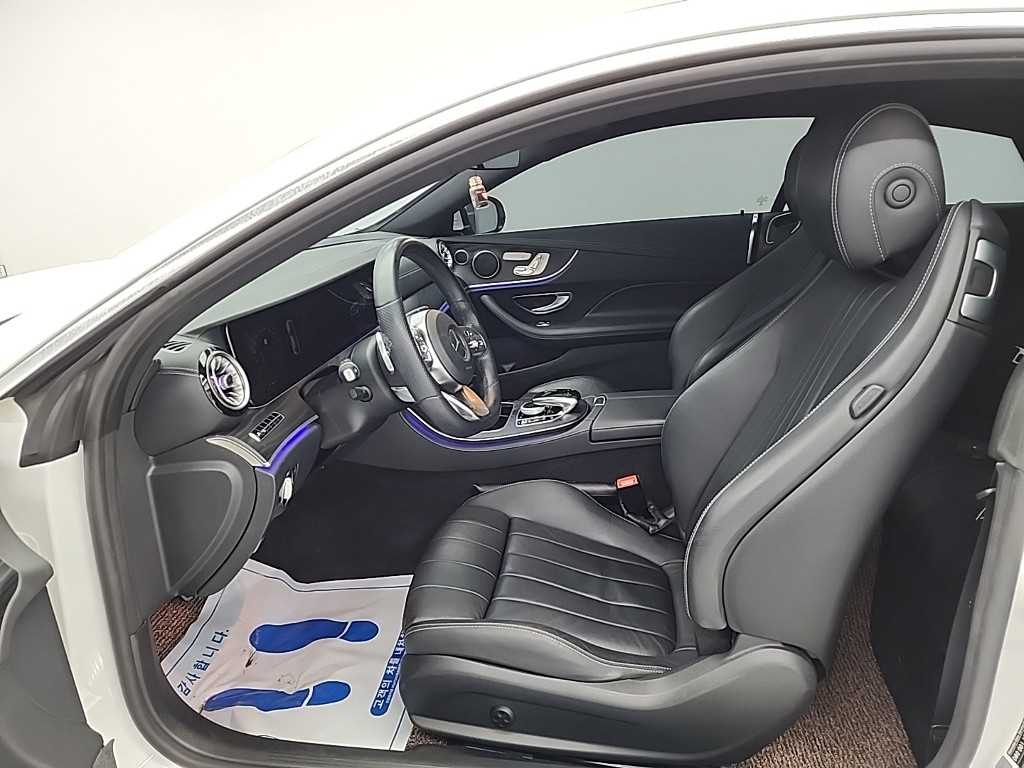 Mercedes Benz E class - Vista 11