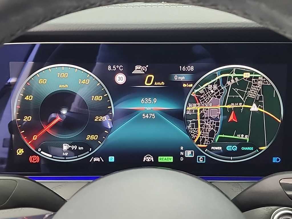 Mercedes Benz E class - Vista 6