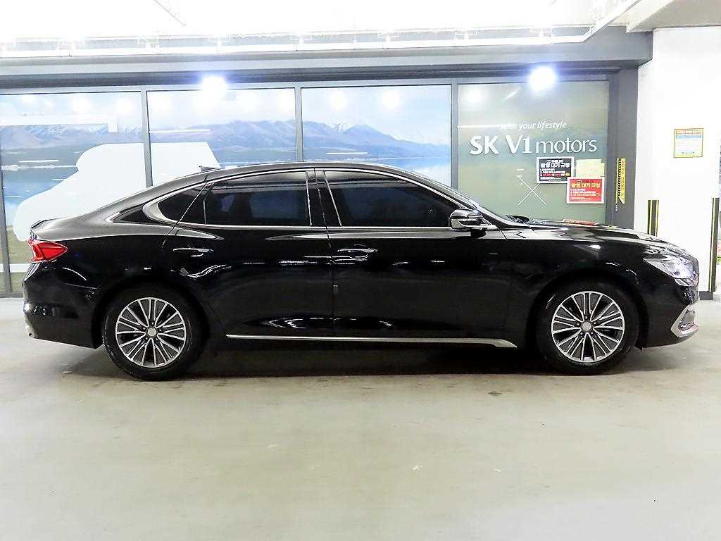 HYUNDAI Grandeur - Vista 3
