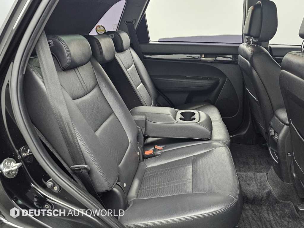 KIA Sorento - Vista 12