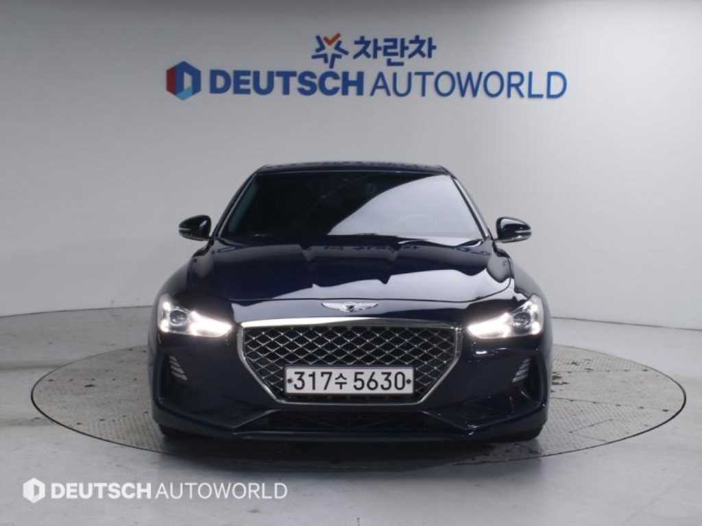 Genesis G70 - Vista 3