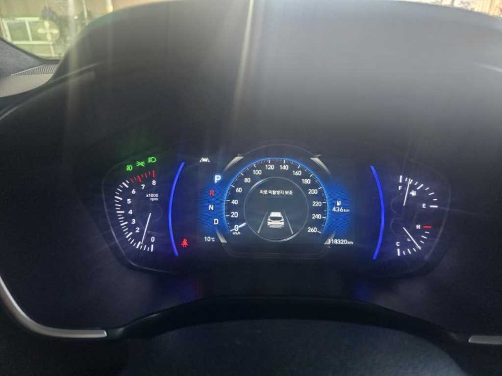 HYUNDAI Santa Fe - Vista 5