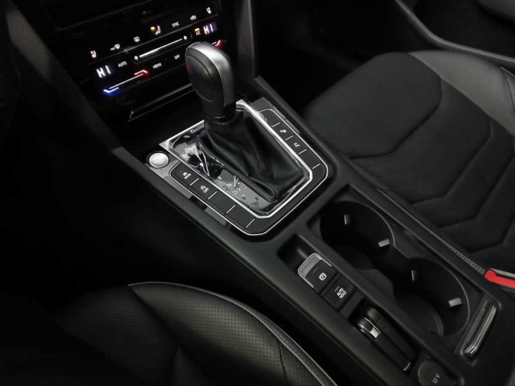 Volkswagen Arteon - Vista 12