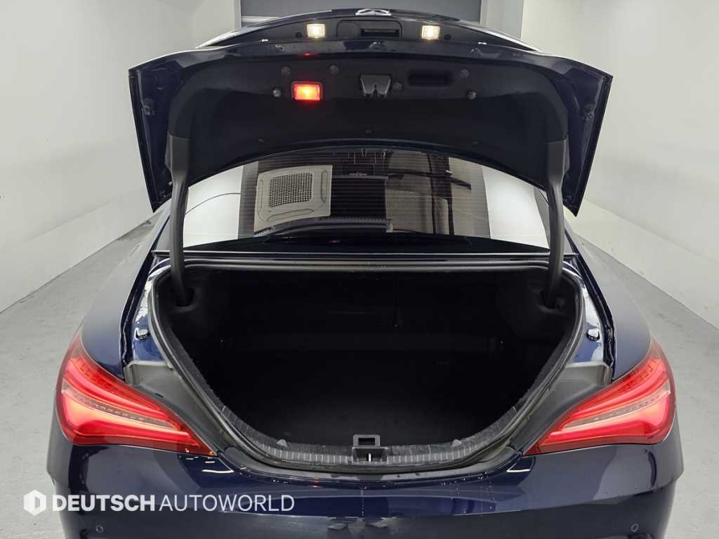 Mercedes Benz CLA Class 2018 Azul - Importación desde Corea - HF Imports Iquique - Foto 20