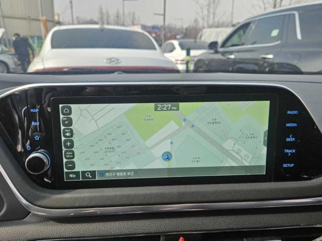 HYUNDAI Sonata - Vista 7