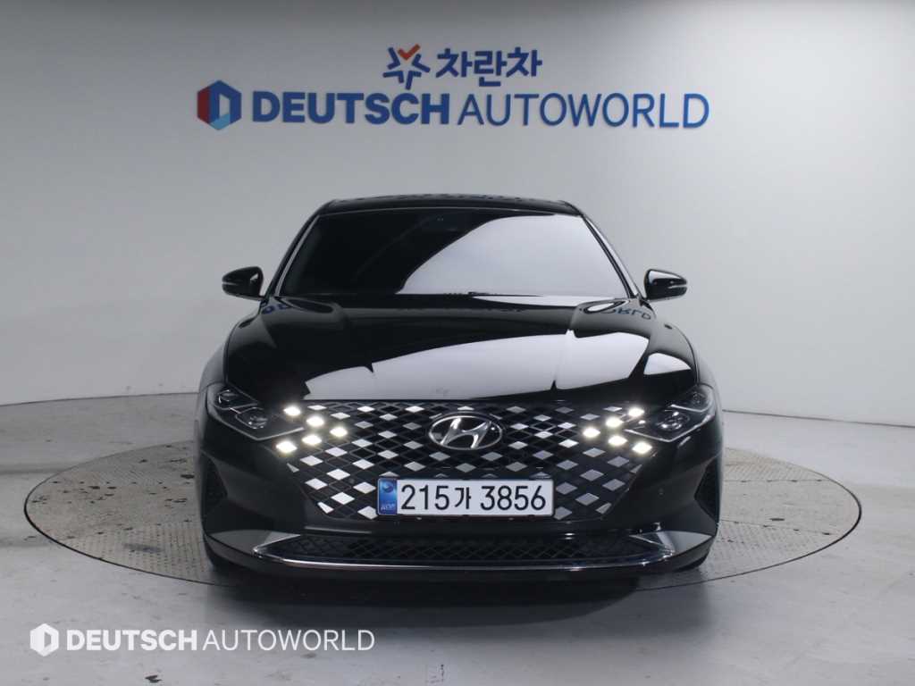 HYUNDAI Grandeur - Vista 3