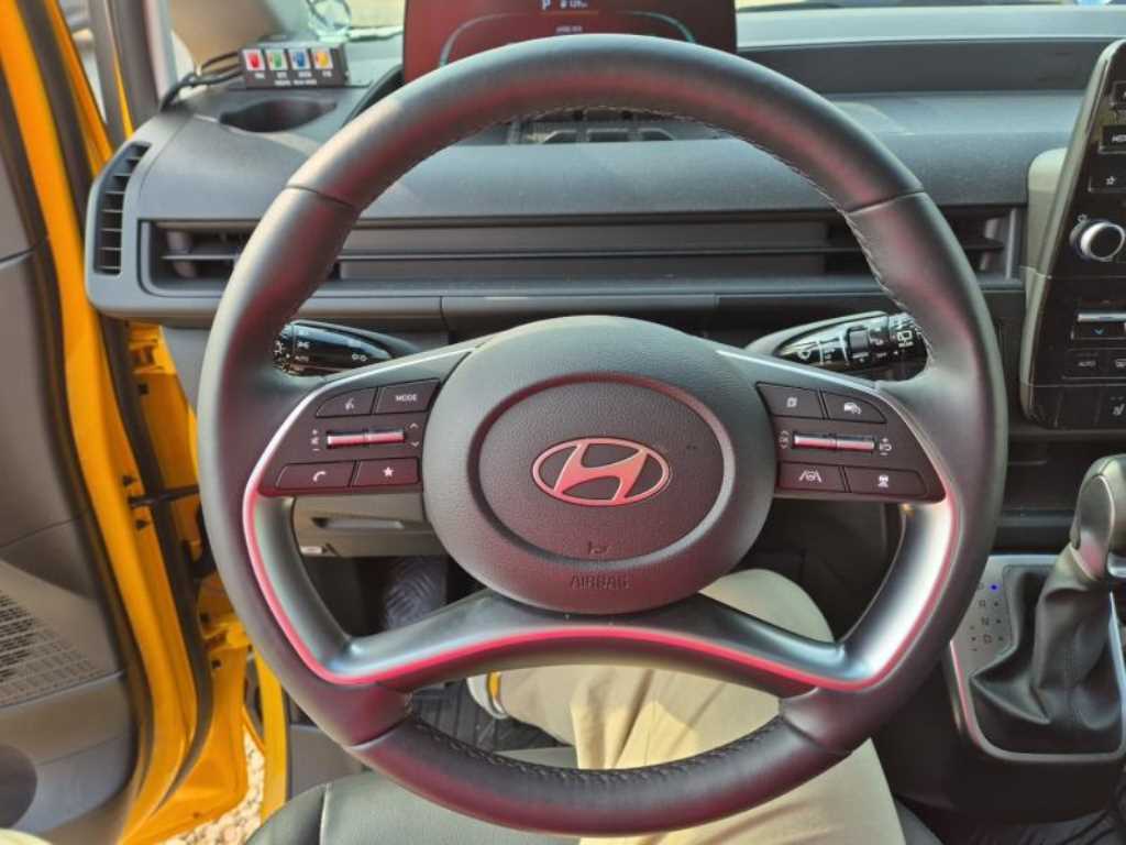 HYUNDAI Staria - Vista 11