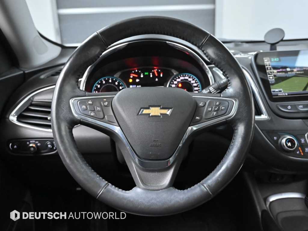 Chevrolet Malibu - Vista 12