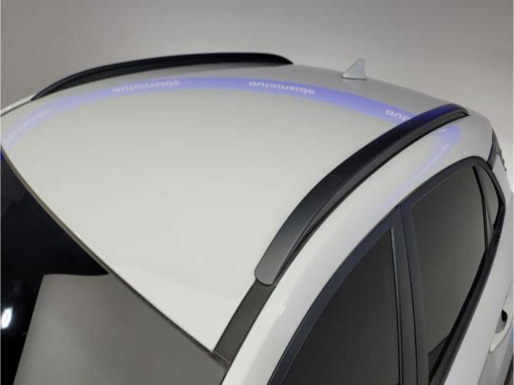 HYUNDAI Kona - Vista 8