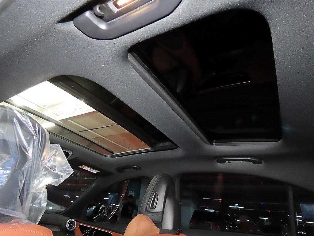 Mercedes Benz C Class 2023 Plateado - Importación desde Corea - HF Imports Iquique - Foto 16