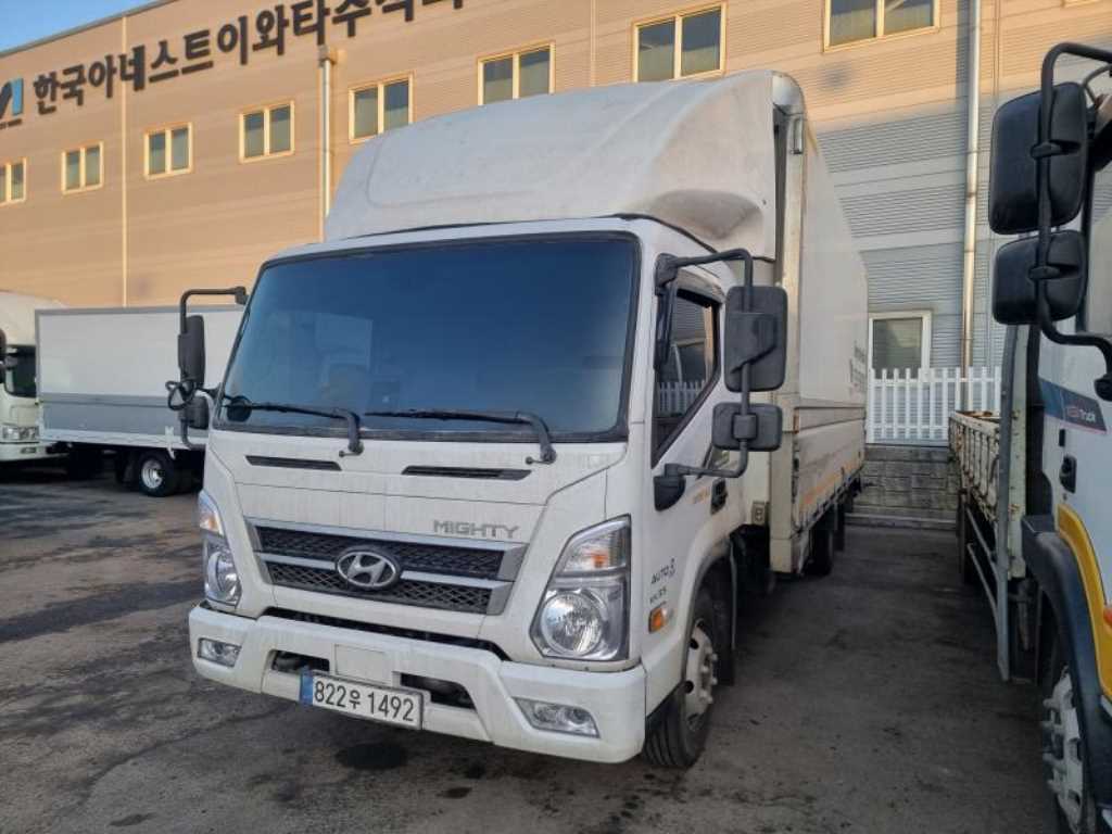 medium and large cargo truck 2025 Blanco - Importación desde Corea - HF Imports Iquique - Foto 1