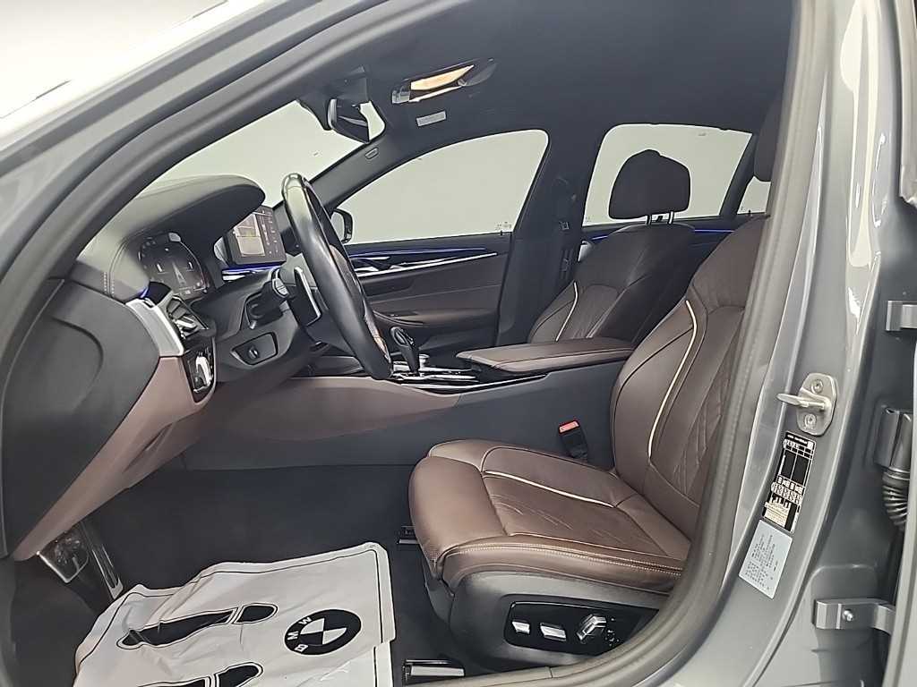 BMW 5 Series - Vista 11