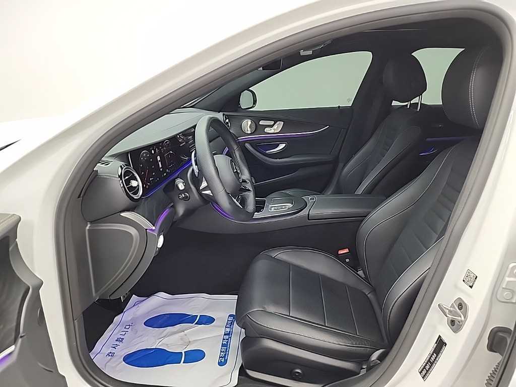 Mercedes Benz E class - Vista 11