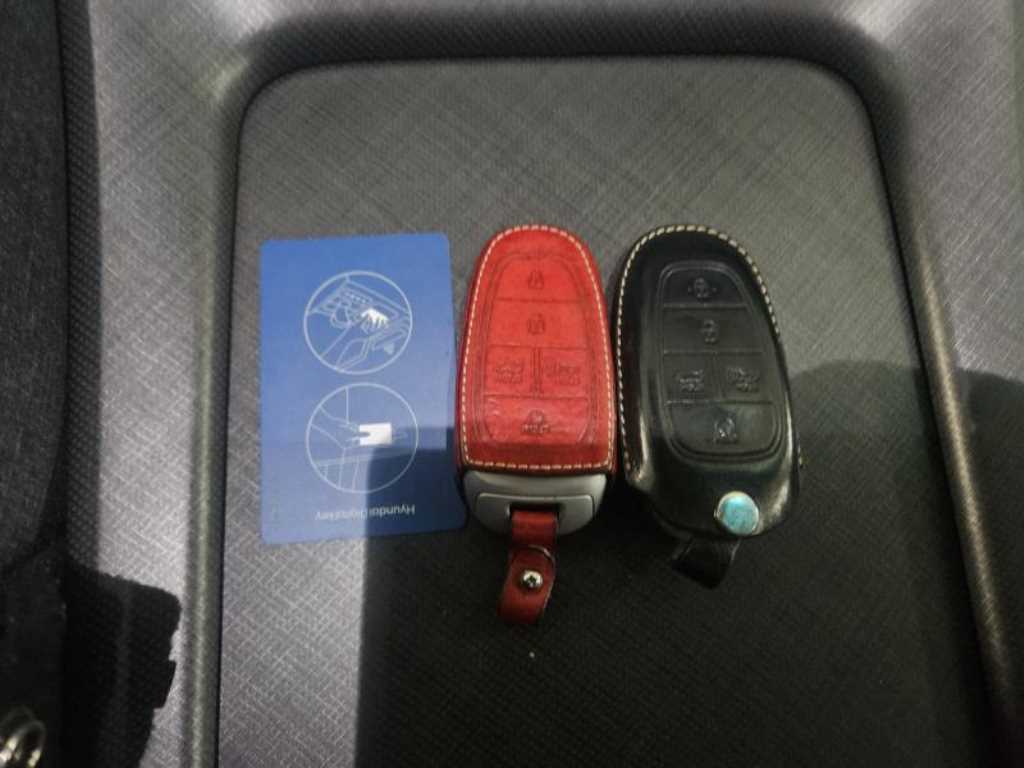 HYUNDAI Palisade - Vista 10