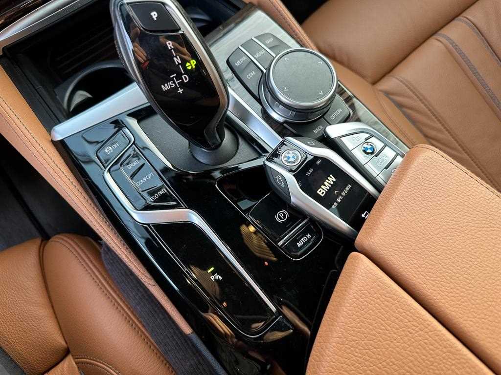 BMW 5 Series - Vista 11