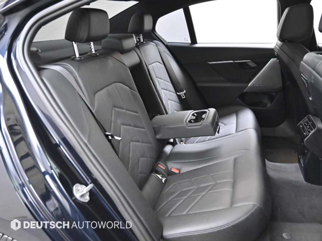 BMW 5 Series - Vista 12