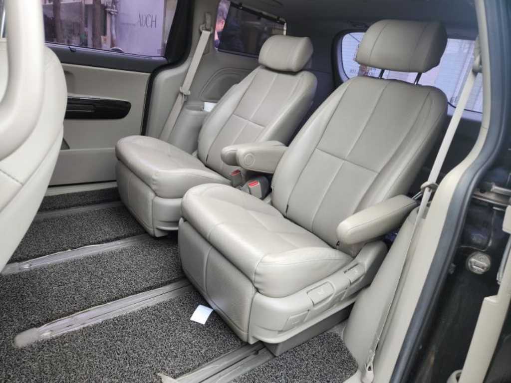 KIA Carnival 2018 - Importación desde Corea - HF Imports Iquique - Foto 14