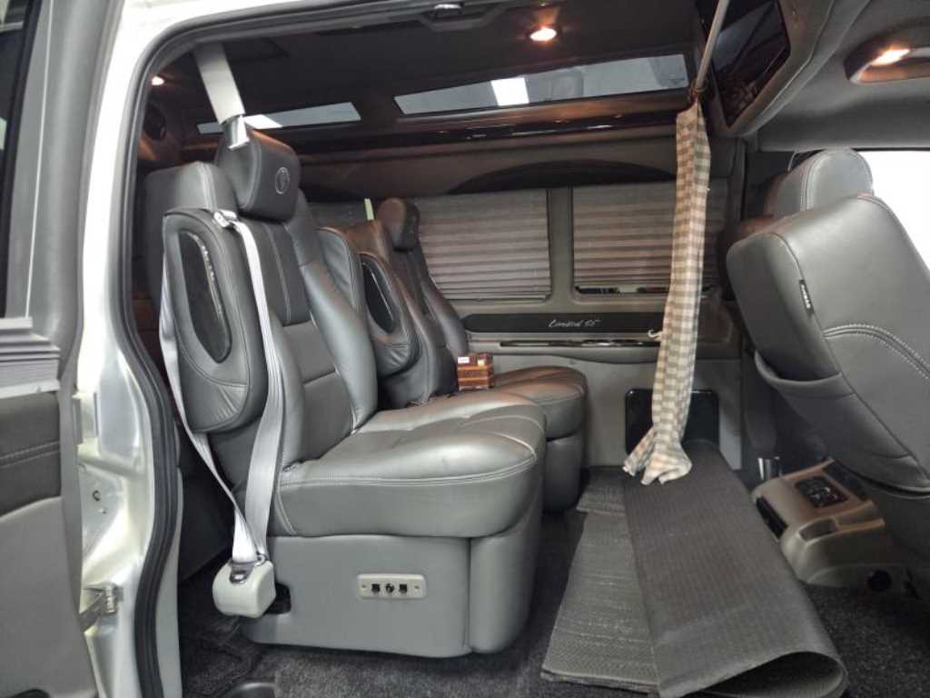 Chevrolet Express van - Vista 6