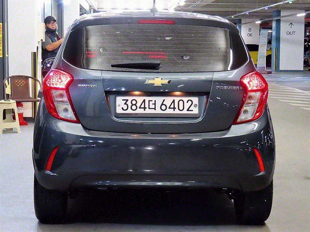 Chevrolet Spark - Vista 5