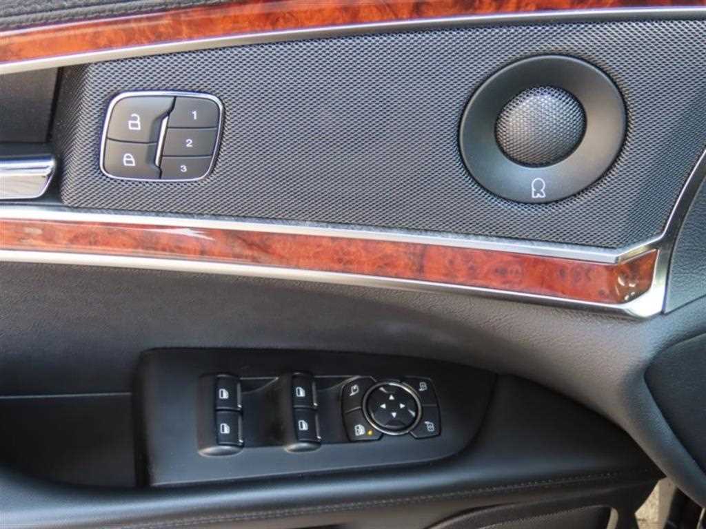 Lincoln Nautilus - Vista 12