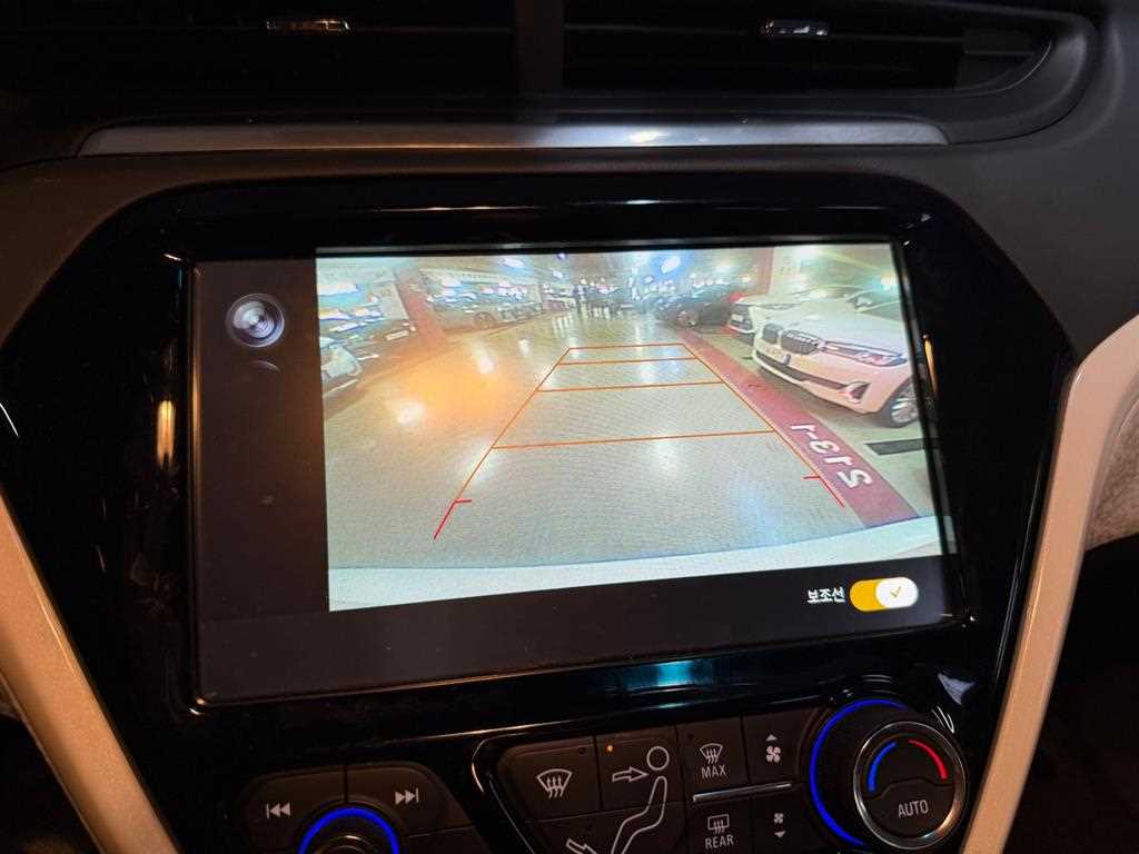 Chevrolet Bolt 2019 Blanco - Importación desde Corea - HF Imports Iquique - Foto 13