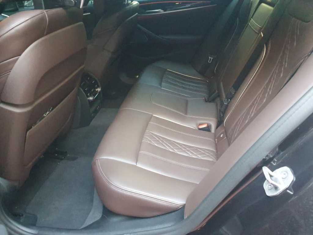 BMW 5 Series - Vista 6