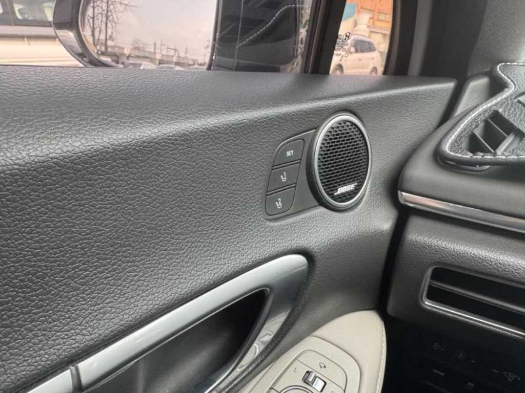 HYUNDAI Sonata - Vista 10