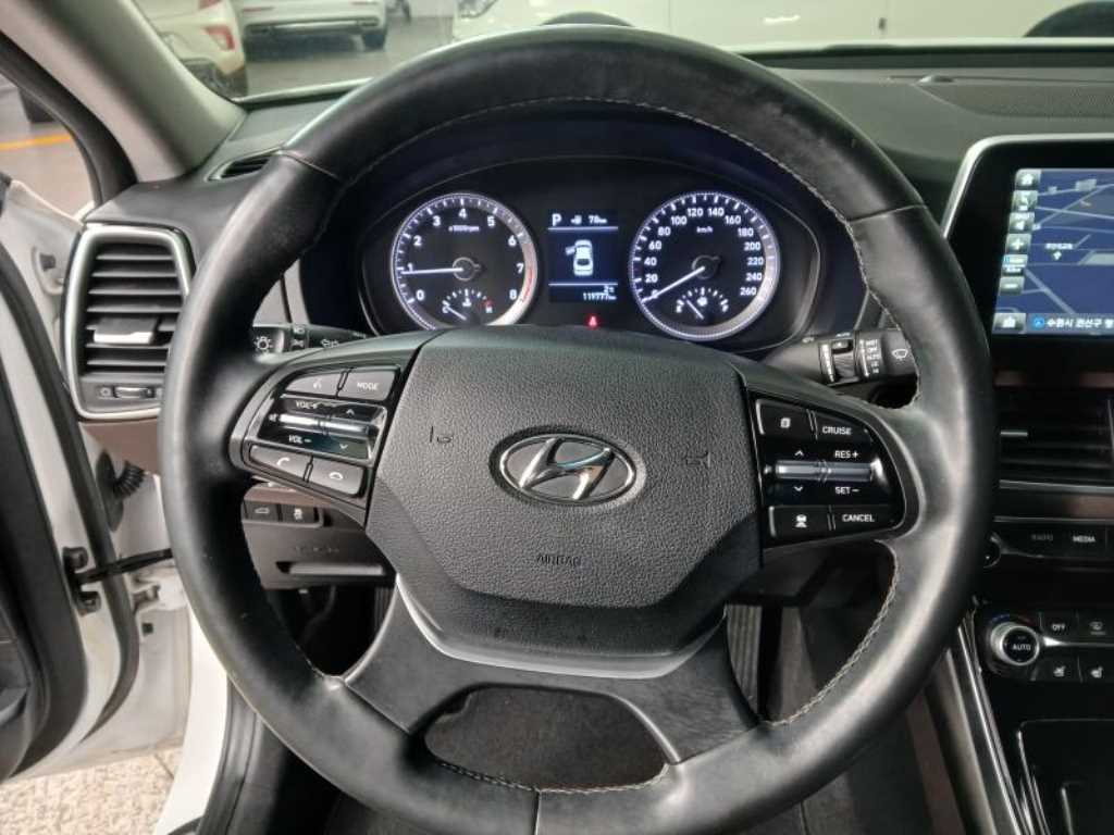 HYUNDAI Grandeur - Vista 8