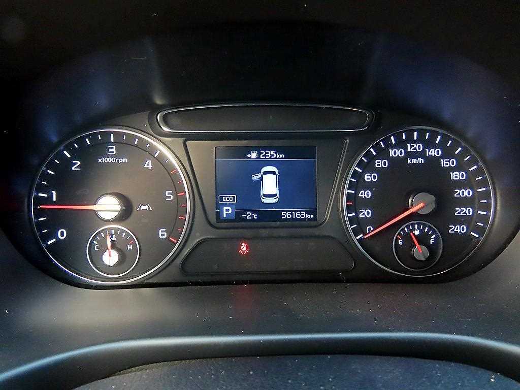 KIA Sorento - Vista 8