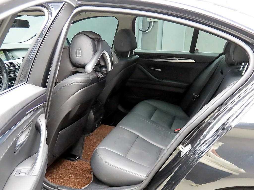 BMW 5 Series - Vista 6