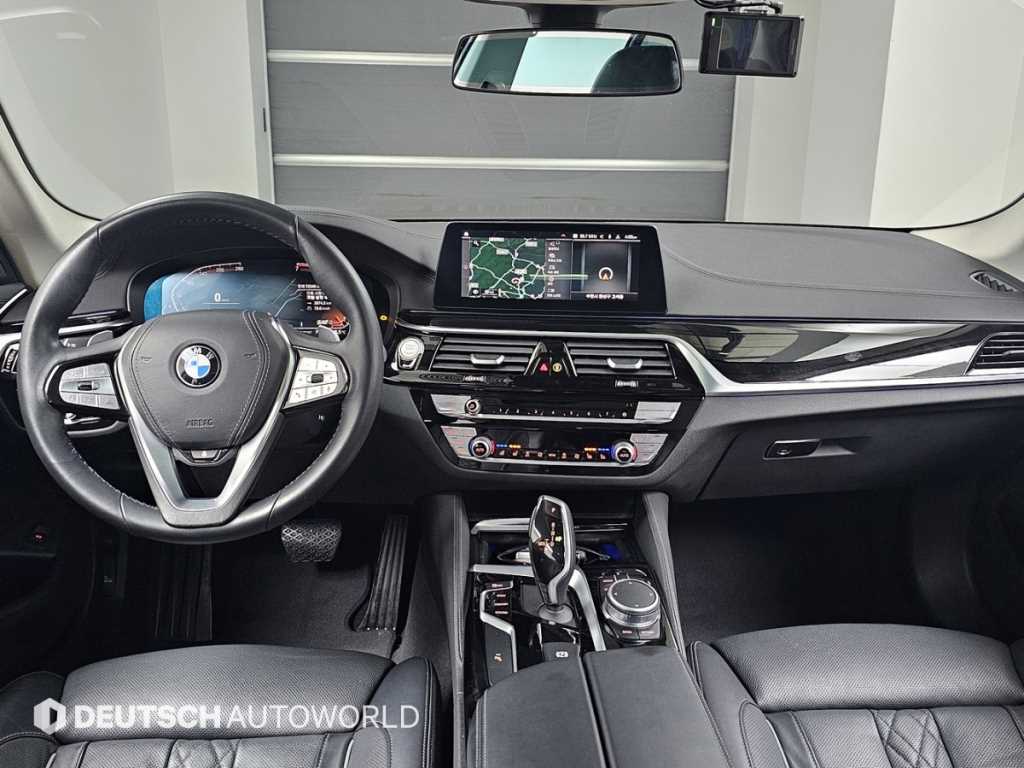 BMW 5 Series - Vista 7