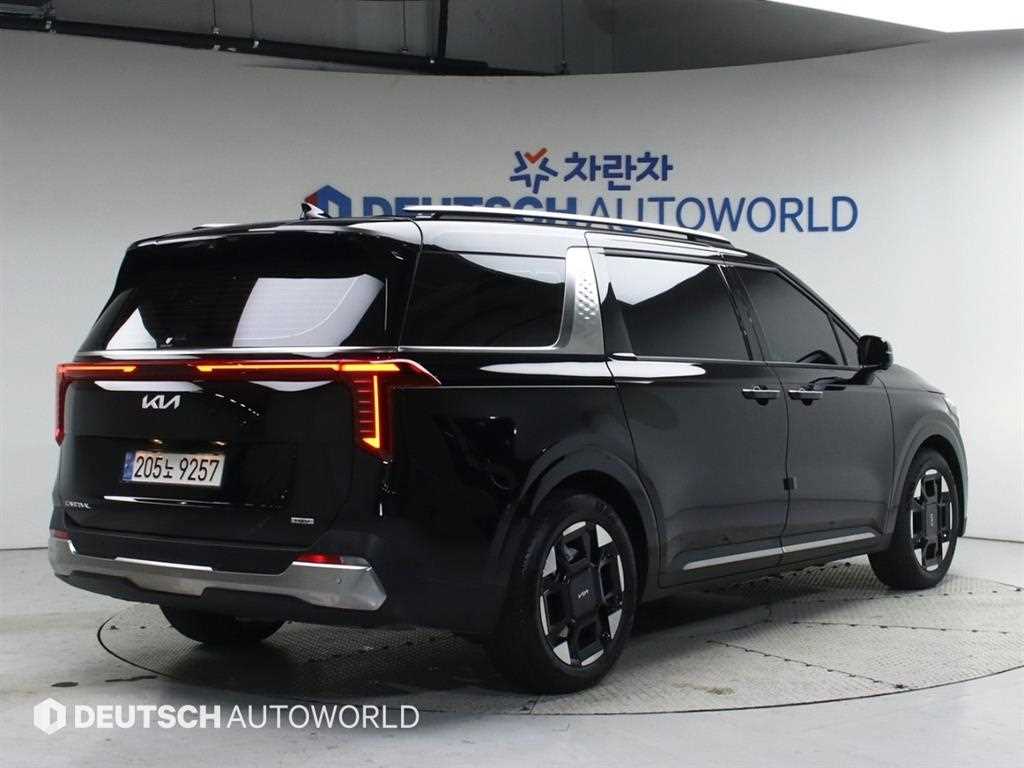 KIA Carnival - Vista 2