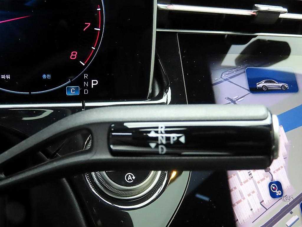 Mercedes Benz E class - Vista 10