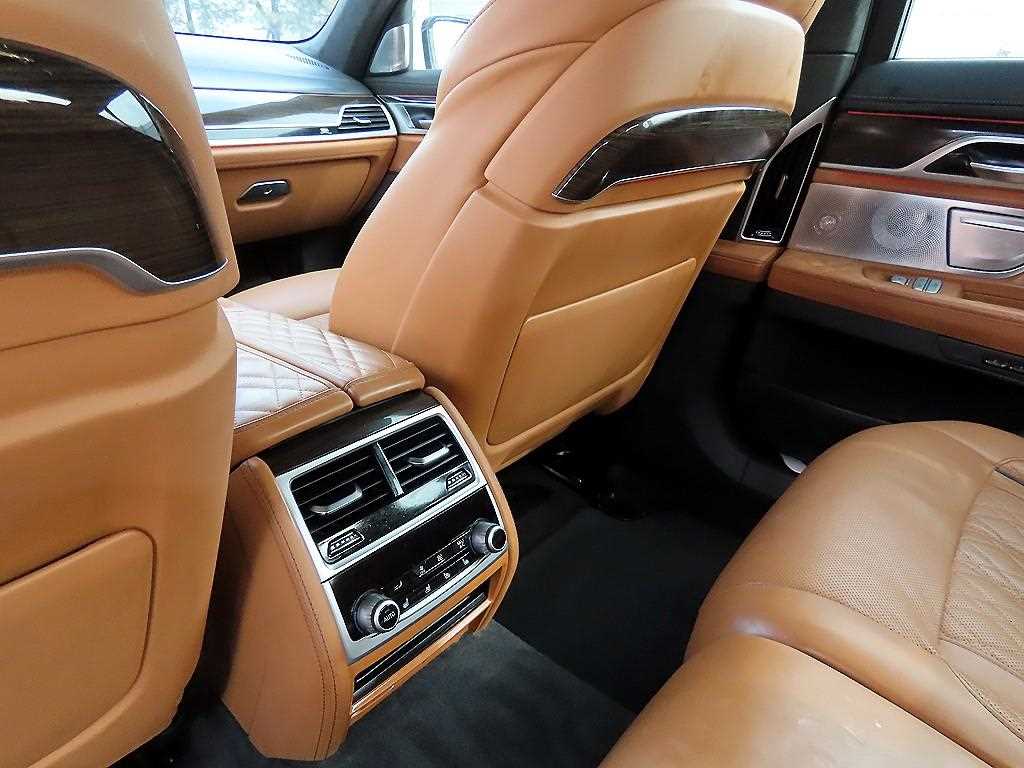 BMW 7 Series 2022 Blanco - Importación desde Corea - HF Imports Iquique - Foto 15