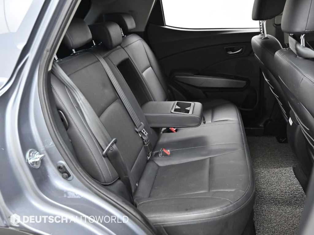 Ssangyong Tivoli - Vista 12