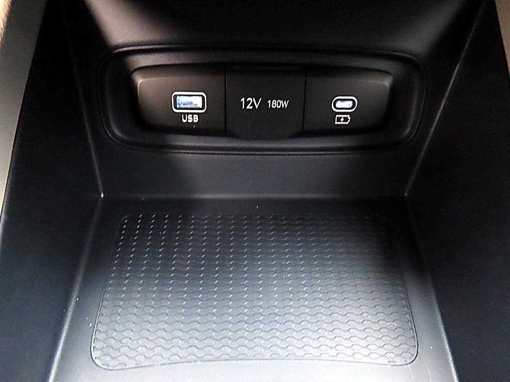 HYUNDAI Venue 2026 the color of pearl - Importación desde Corea - HF Imports Iquique - Foto 13