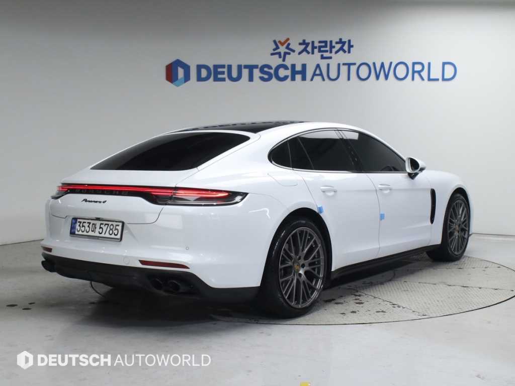 Porsche Panamera - Vista 2