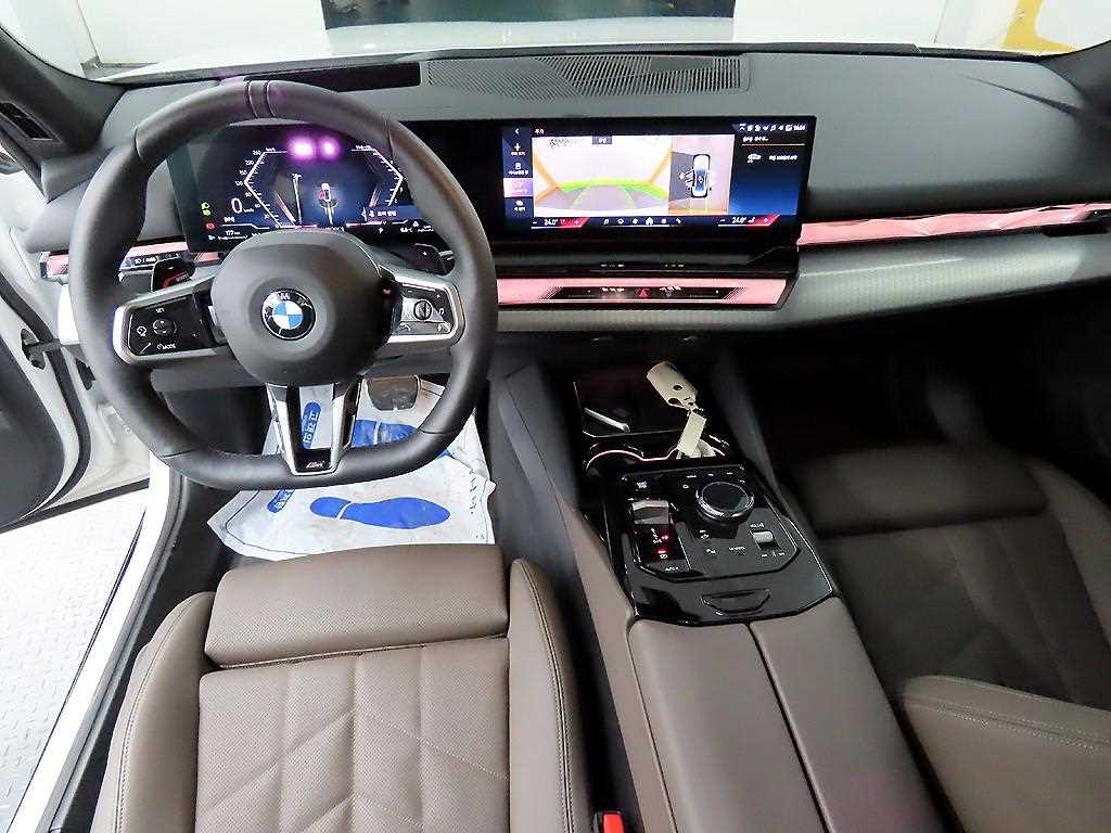 BMW 5 Series - Vista 7