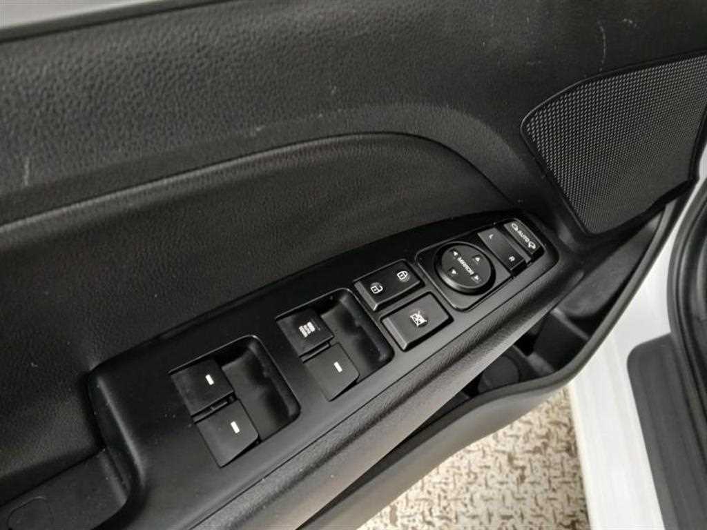 HYUNDAI Avante - Vista 11