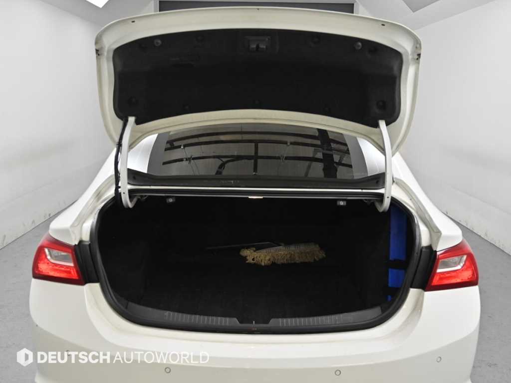 Chevrolet Malibu 2017 Blanco - Importación desde Corea - HF Imports Iquique - Foto 20