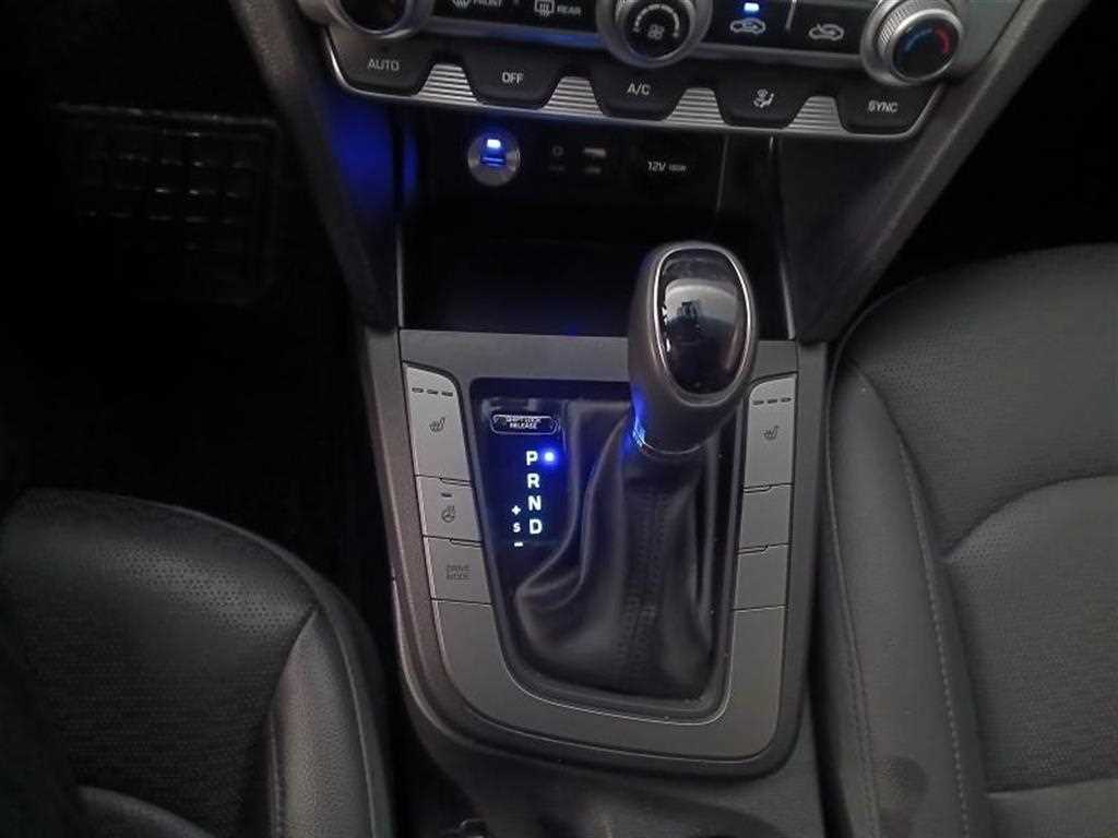 HYUNDAI Avante 2019 Blanco - Importación desde Corea - HF Imports Iquique - Foto 15