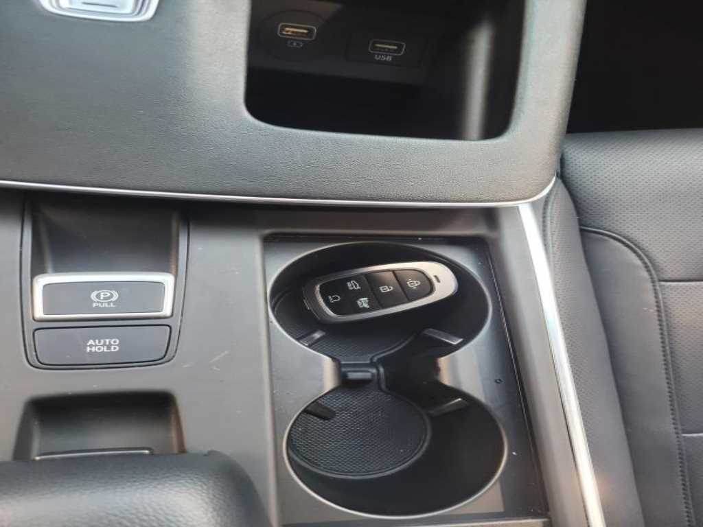 HYUNDAI Grandeur - Vista 8