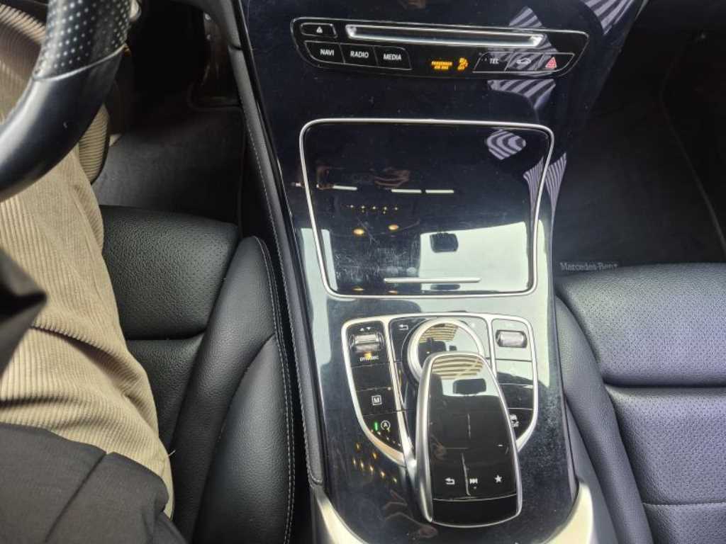 Mercedes Benz GLC Class 2018 Negro - Importación desde Corea - HF Imports Iquique - Foto 14