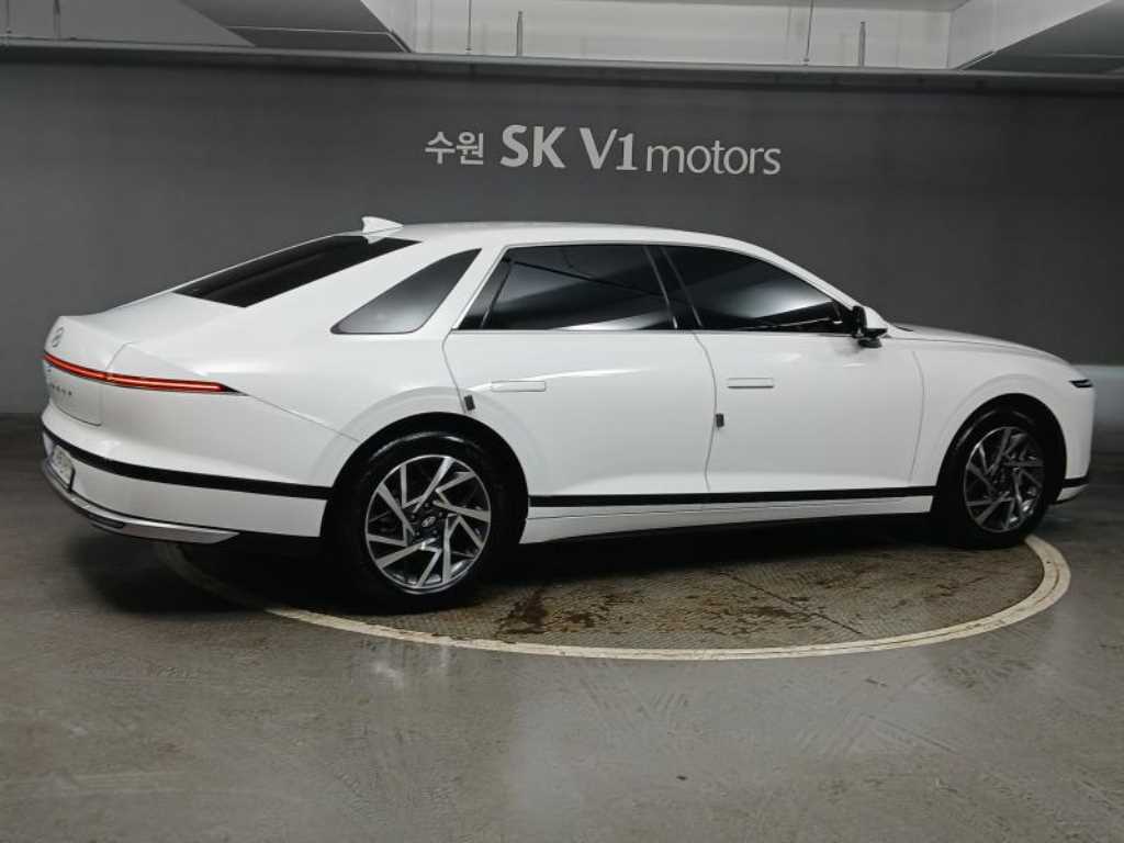 HYUNDAI Grandeur - Vista 4