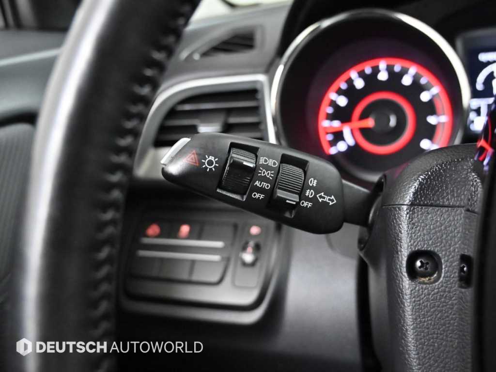 Ssangyong Tivoli 2018 Blanco - Importación desde Corea - HF Imports Iquique - Foto 16