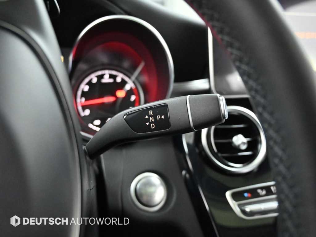 Mercedes Benz C Class - Vista 9