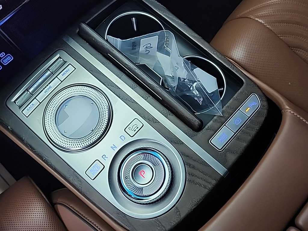 Genesis G80 - Vista 8